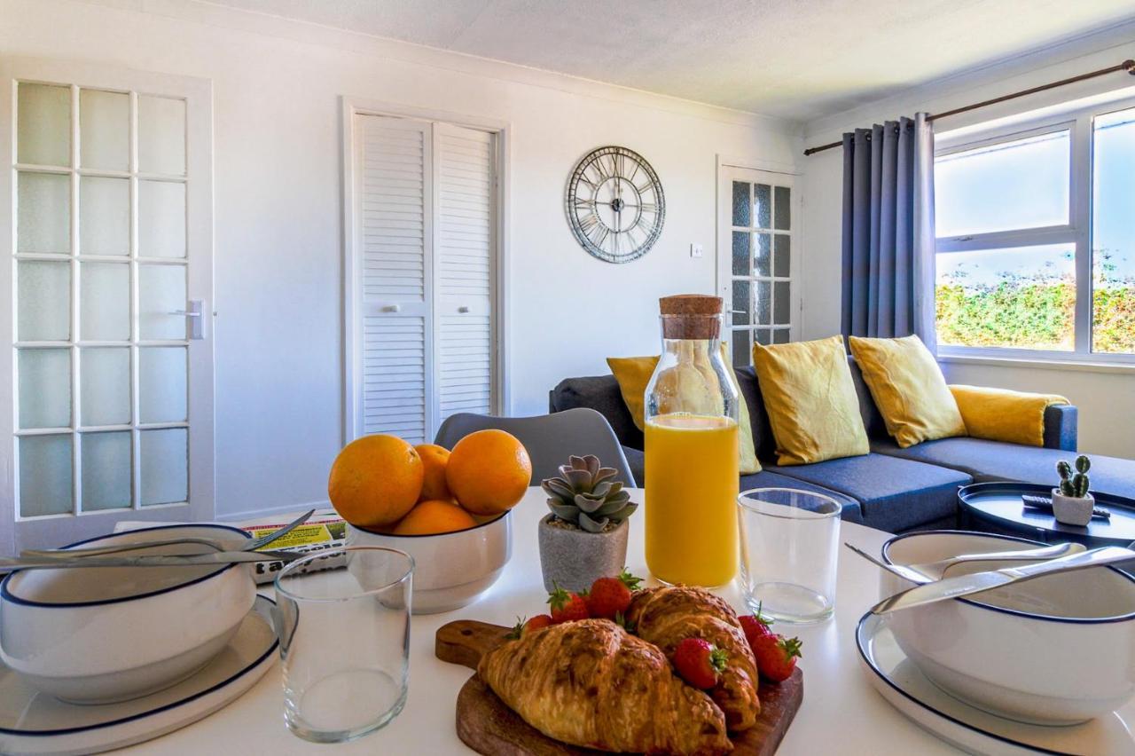 Airport Way - Cosy 2 Bed Near The M1 * Luton (Bedfordshire)